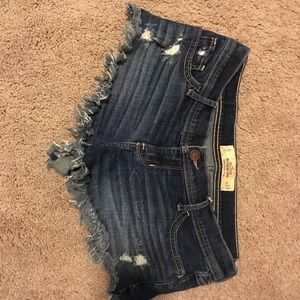 Hollister boyfriend jean shorts
